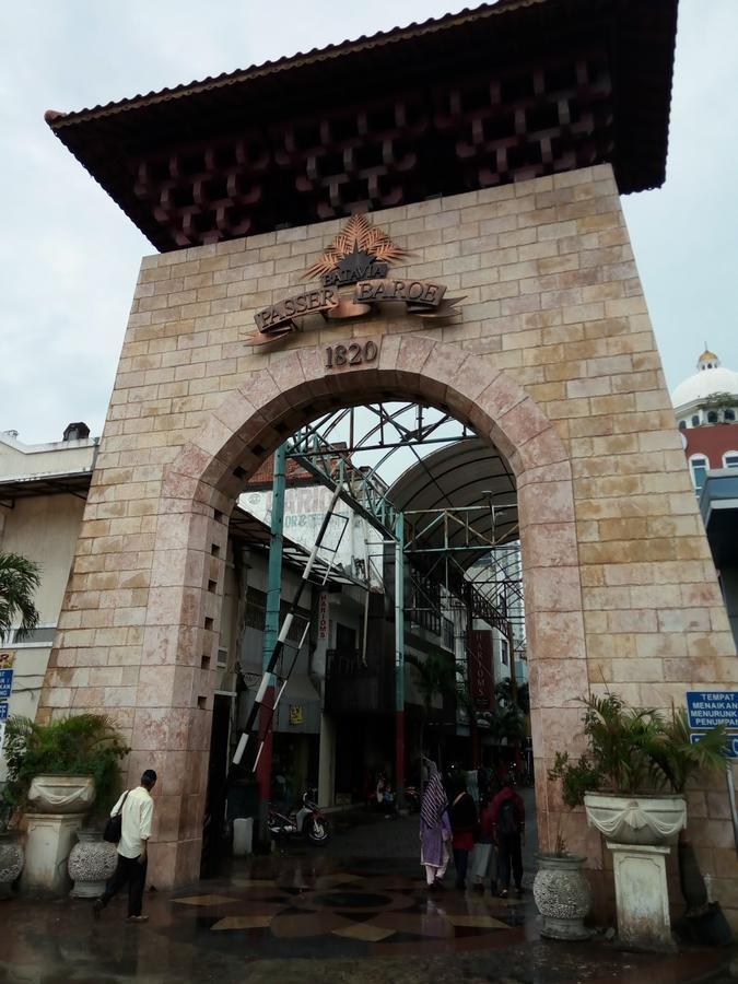 Yuan Garden Pasar Baru Hotel Jakarta Exterior photo